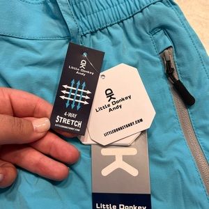 Womens XXL little Donkey Andy hiking shorts. New with tags